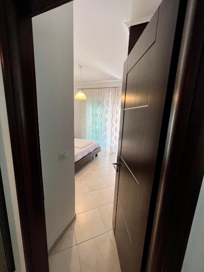 Sunshine Apartment Saranda Dış mekan fotoğraf